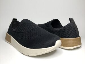 zapatos-tipo-slip-on-color-negro-tejido-lino-padua