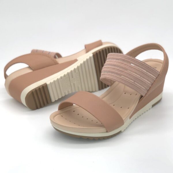 sandalias-de-tacon-corrido-modare-color-nude-frente-latera