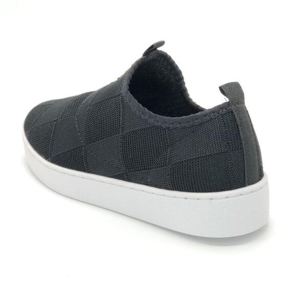 slip-on-vizzano-tejido-con-patron-cuadrado-color-negro-talon