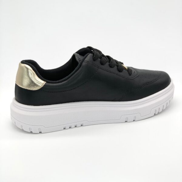 sneakers-vizzano-color-negro-con-dorado-lateral-izquierdo