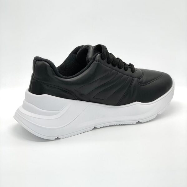 tenis-chunky-vizzano-color-negro-lateral-izquierdo