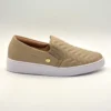 slip-on-vizzano-beige-con-detalle-cosido-vista-lateral
