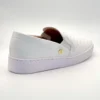 slip-on-vizzano-blanco-con-detalle-cosido-vista-posterior