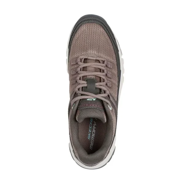 SKECHERS-SUMMITS-AT-CAFE-VISTA-CENITAL
