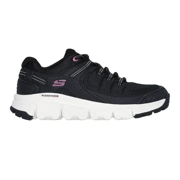 SKECHERS-SUMMITS-AT-NEGRO-VISTA-LATERAL-DERECHA